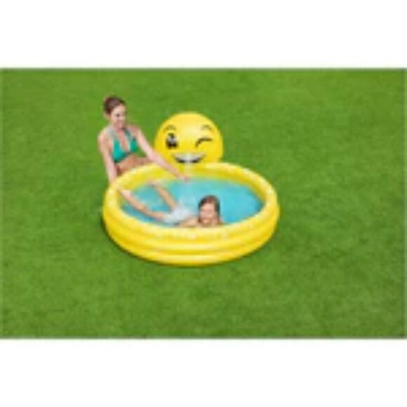 Bestway Summer Smiles Sprayer Pool 1.65M X 1.44M X 69Cm - Picture 3 of 4